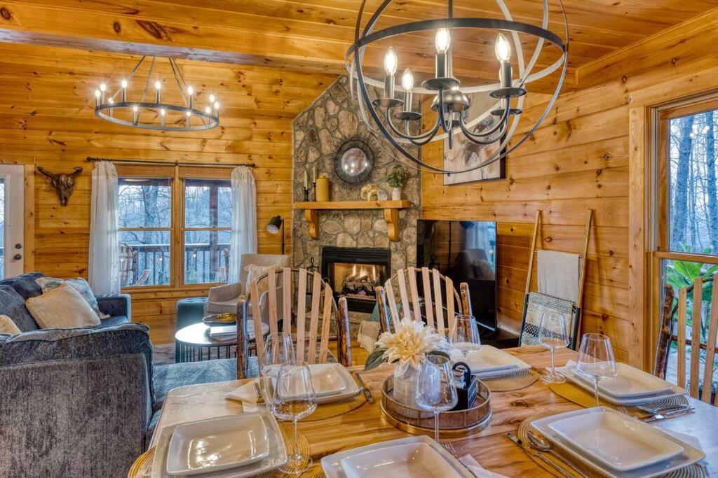 Mtn Cabin Sleeps 10 - 5 Mins To Fishing & Camping Ellijay Exterior foto
